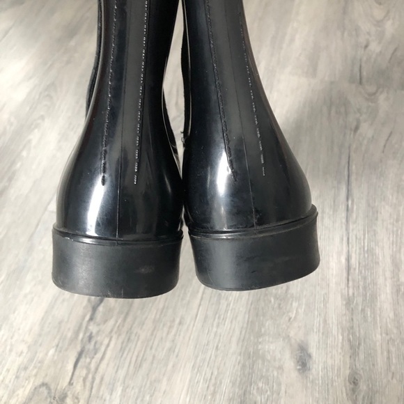 Joe Fresh Black Rubber Ankle Women's Rain Boots - Picture 9 of 12